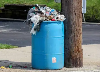 Sanitation crises cripples the city, indefinite strike enters day 2 in Visakhapatnam