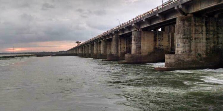 Rising Godavari water levels send flood fear for the third time in Andhra Pradesh