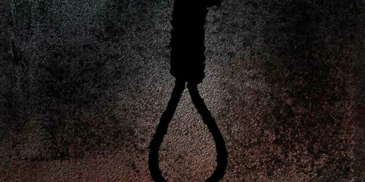 Mother kills child and commits suicide in Visakhapatnam, family point out mental health issues