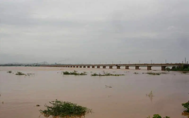 Central teams to tour Andhra Pradesh Godavari flood hit areas to assess damage