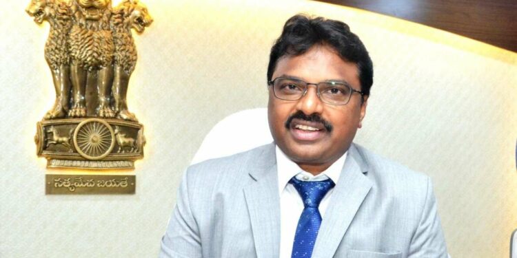 P Raja Babu takes charge as the new GVMC Commissioner