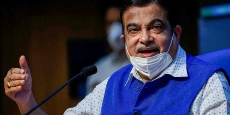 Gadkari announces development of road network connecting AP to Central India 