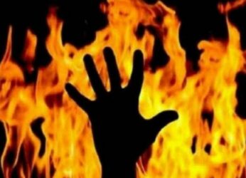 Visakhapatnam: 30YO woman commits suicide by setting herself on fire at MVP PS