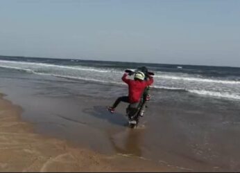 Visakhapatnam: Three arrested for performing bike stunts at Appikonda Beach, 2 vehicles seized