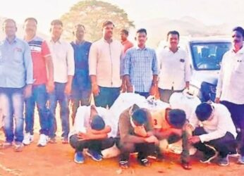Visakhapatnam: Four smugglers arrested with 55 kilos of ganja