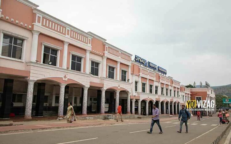 Visakhapatnam: Waltair Division achieves highest ever non-fare revenue of 5.52 crores