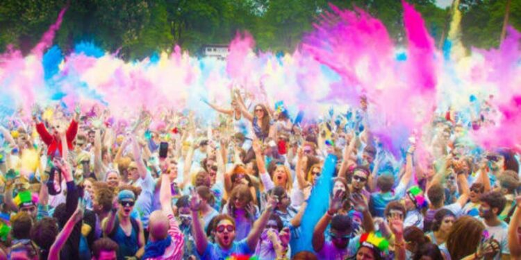 Enliven your Holi with these exhilarating parties in Vizag