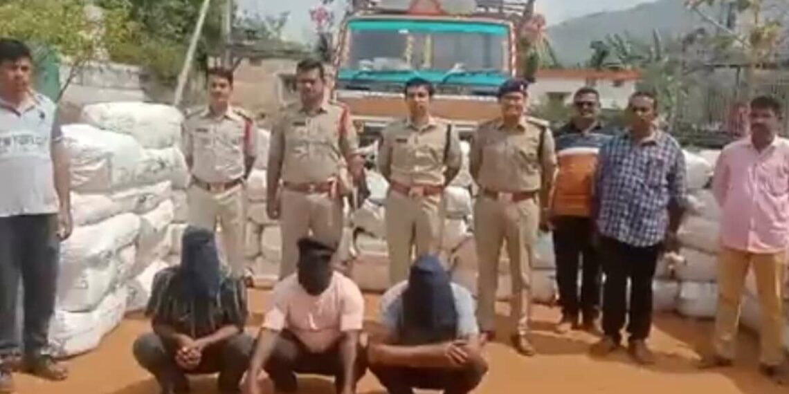 Visakhapatnam: Three inter-state smugglers arrested with 1,700 kilos ganja worth 3 crore