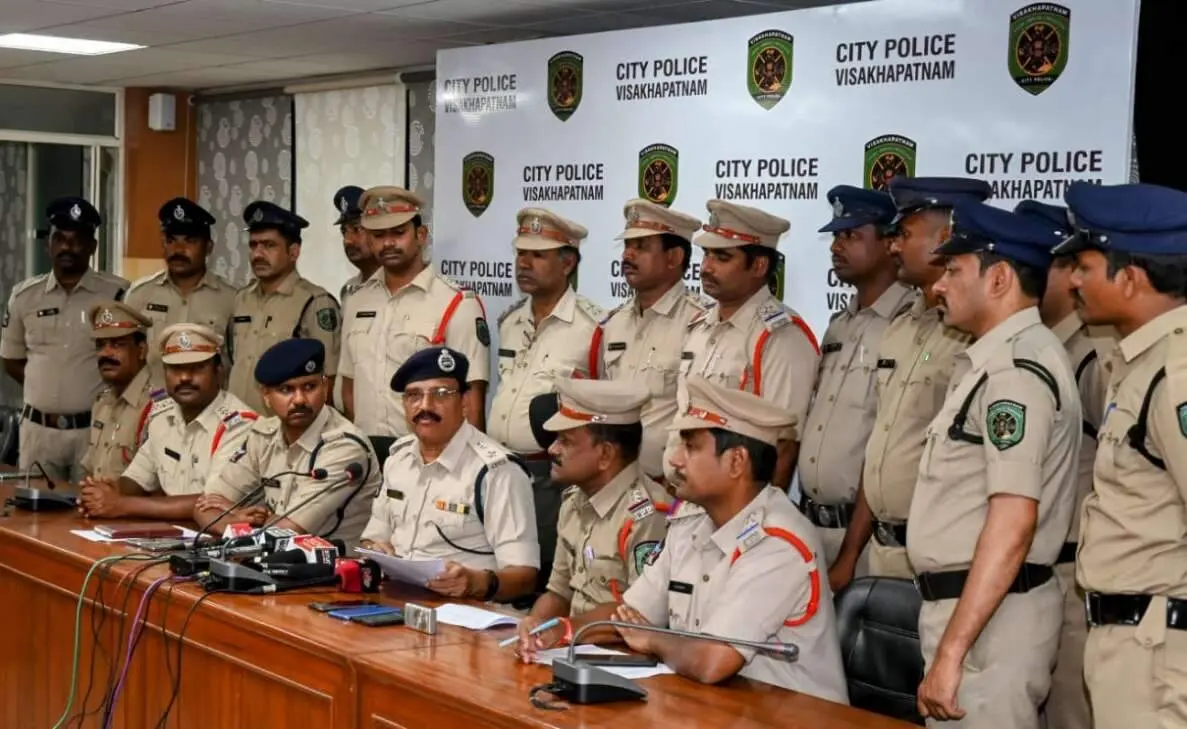 Visakhapatnam: 26-year-old arrested for robbery of gold worth Rs 87,000