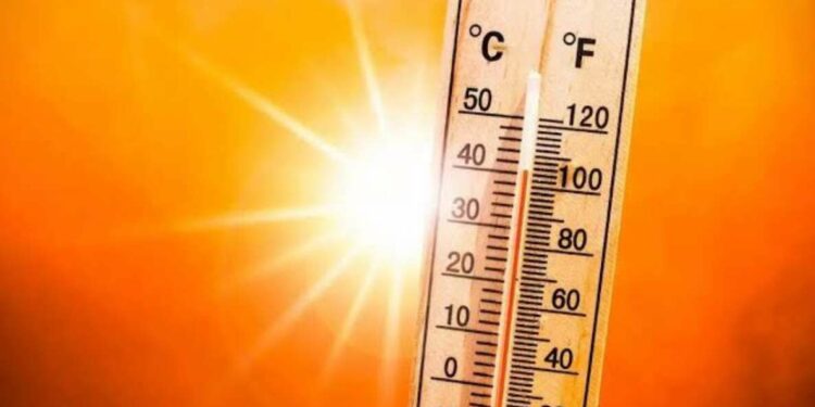 Visakhapatnam records 5 degrees above average maximum temperature
