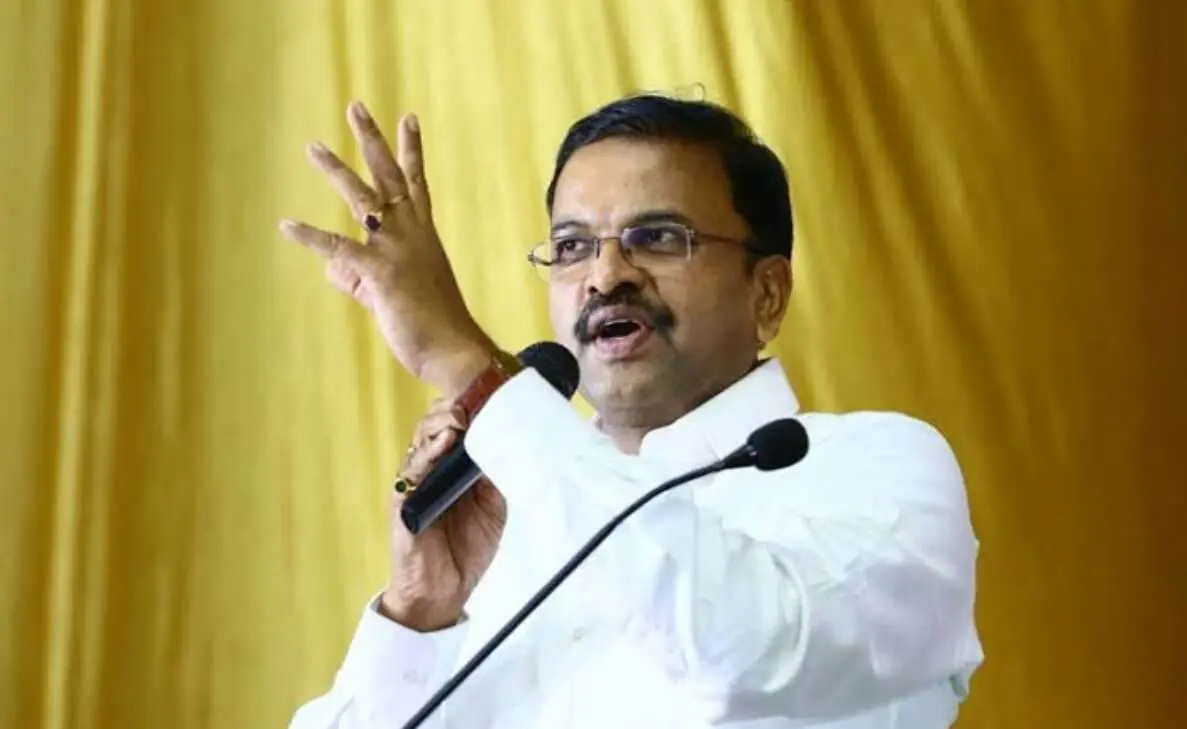 I will contest from Visakhapatnam, reiterates former CBI JD Lakshminarayana