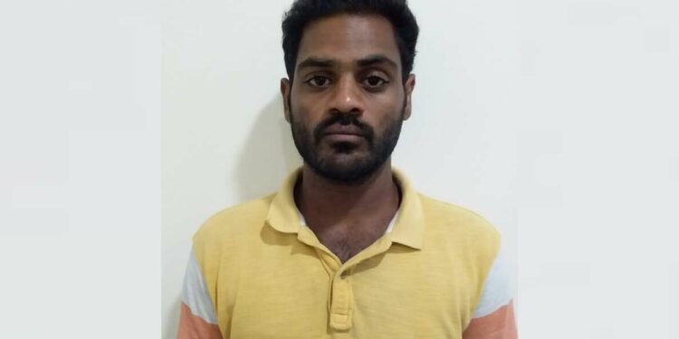 Visakhapatnam: Notorious Snapchat hacker held for blackmailing woman, leaks personal chats