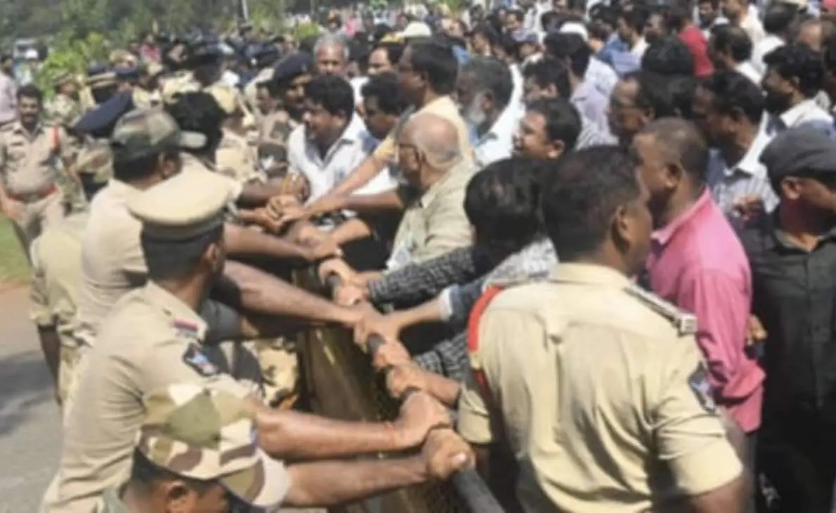 Tension at Visakhapatnam Steel Plant as workers protest over wages