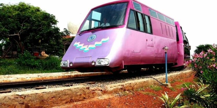 Visakhapatnam: Toy train on Kailasagiri back on track