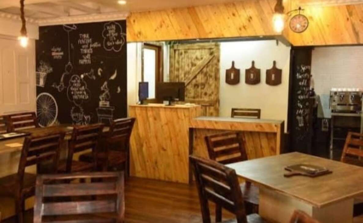 Spend your rainy evenings by visiting these cozy cafes in Vizag