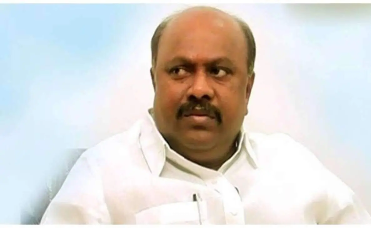 YSRCP Visakhapatnam District President Ramesh Babu quits party