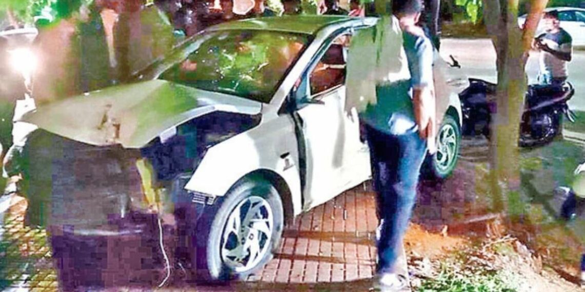 Visakhapatnam: Out-of-control car crashes into bike near Radisson Blu, three die in the accident