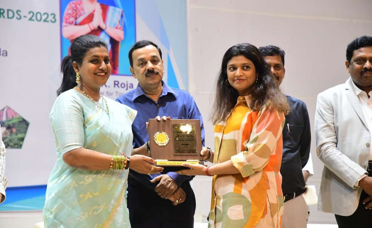 Yo Vizag bags Best Tourism Website award at Andhra Pradesh State Annual Tourism Excellence Awards 2023