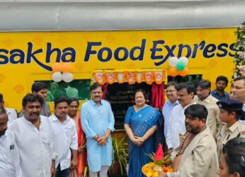 Unique coach restaurant to be open 24×7 at Visakhapatnam Railway Station