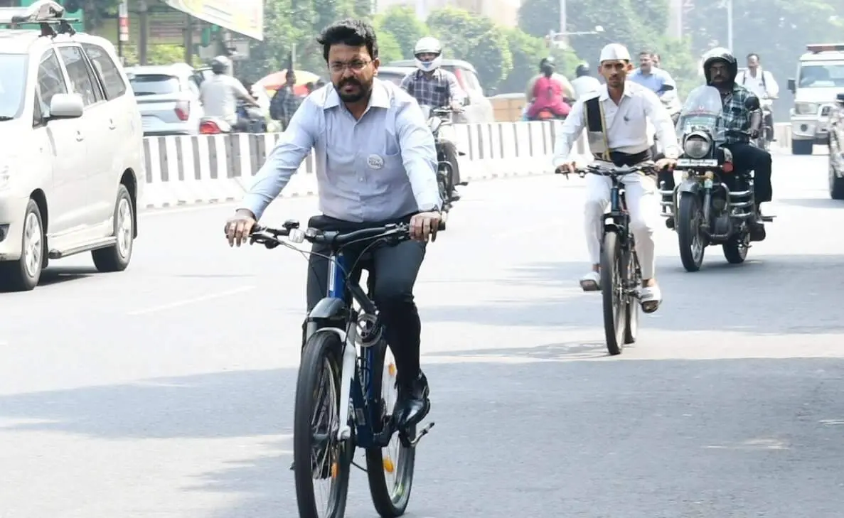 GVMC Commissioner appeals for public cooperation to curb pollution in Visakhapatnam