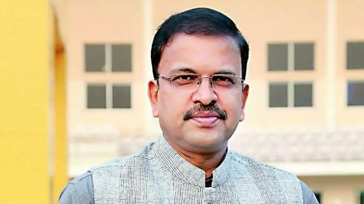 Lakshminarayana launches Jai Bharat National Party