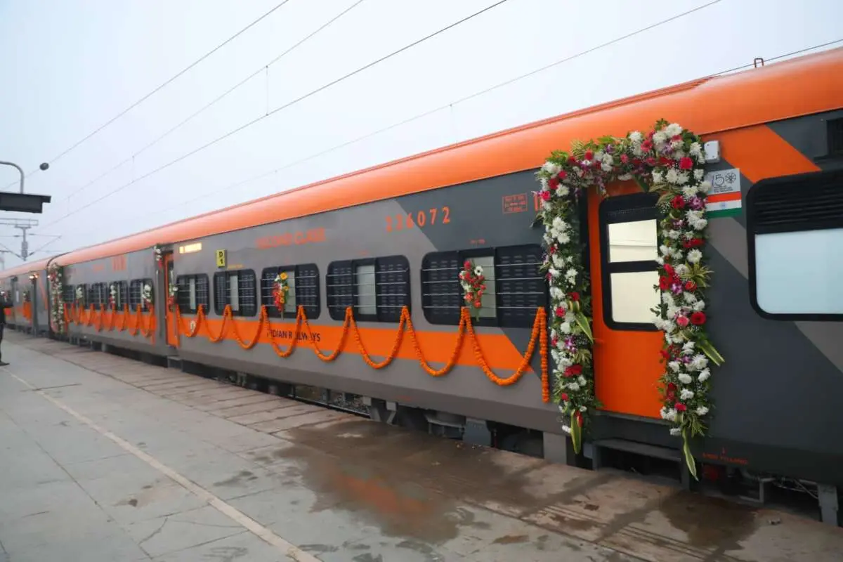 Grand welcome for Amrit Bharat Express in Visakhapatnam