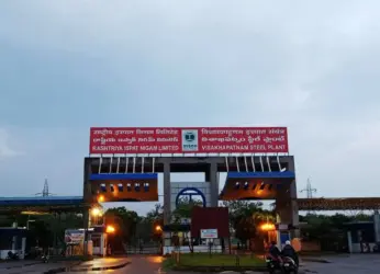 RINL Takes Strategic Steps to Cut Debt, Puts 13.89 Acres Of Land Up For Auction