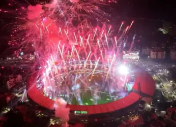 Aadudam Andhra: CM gives away cash prizes to winners in finals