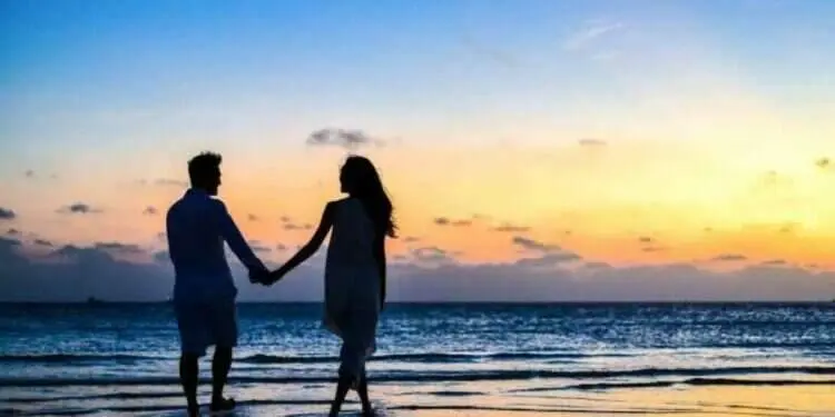 Candlelight dinners to Long drives, 5 date ideas in Vizag for this Valentines Day