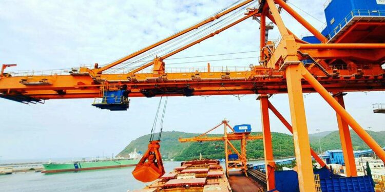 Visakhapatnam Port Authority sets new cargo handling record