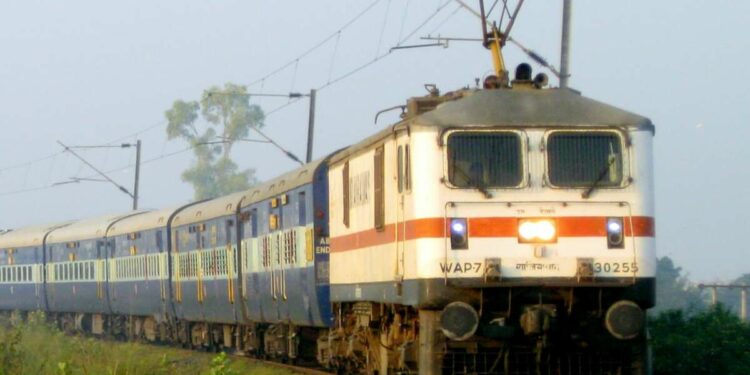 Tatanagar Ernakulam Express will now run daily!