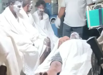 Nine fishermen suffer burns as cylinder in boat explodes near Vizag