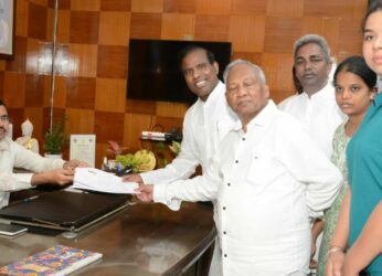 Ganta, Paul file nomination papers on first day
