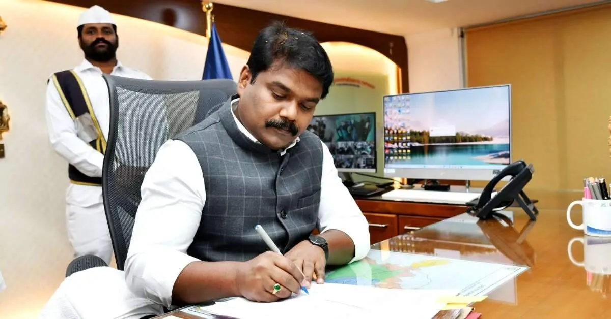 Sampath Kumar takes over as GVMC Commissioner