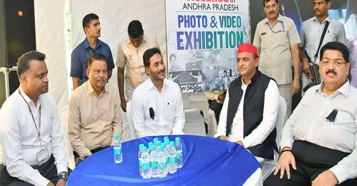 Jagan Reddy stages protest in Delhi, says law and order is at a decline in AP