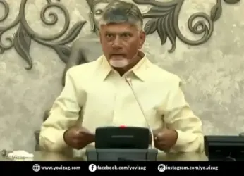 Fair at ‘palace’ drawing crowds 