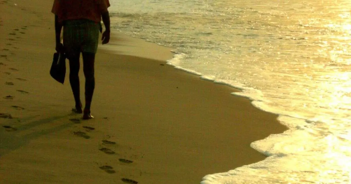 Types of people you bound to meet on morning walk in Visakhapatnam!