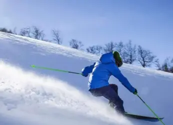 Plan a trip from Vizag to these 5 skiing destinations in India this winter
