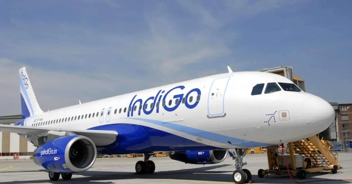 Vizag-bound flight makes emergency landing