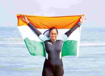 52-year-old woman swam 150 km from Visakhapatnam to Kakinada