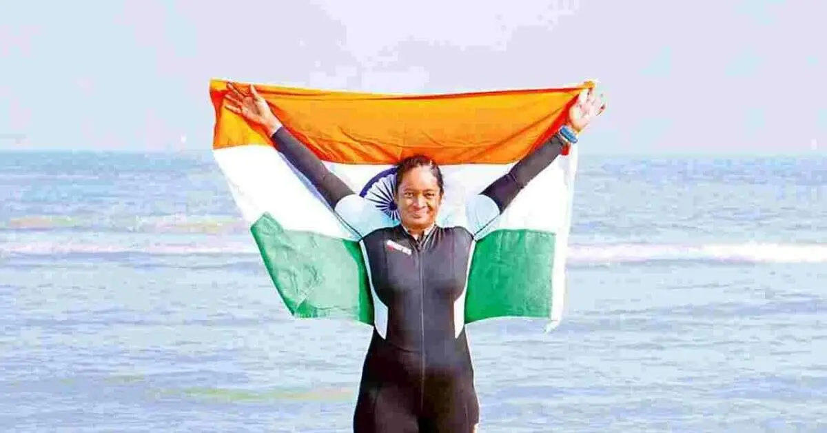 52-year-old woman swam 150 km from Visakhapatnam to Kakinada