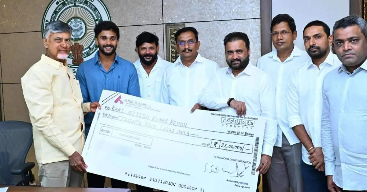 CM Chandrababu Naidu Felicitates Cricketer Nitish Kumar Reddy with Rs 25 Lakh Cheque
