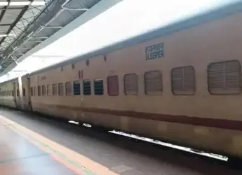 Visakhapatnam-Cherlapalli train departs empty despite Sankranti rush