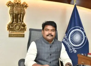 Don’t light ‘Bhogi manta’ on roads: GVMC Commissioner 