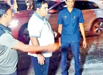 Woman from Vizag dies, 28 others suffer injuries as bus overturns