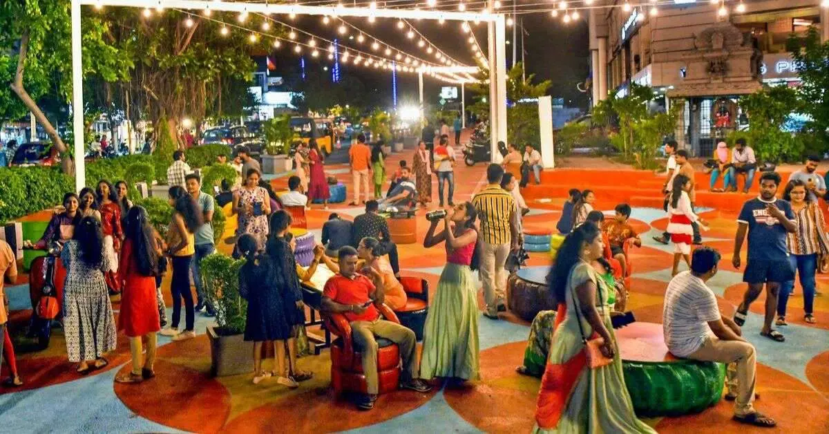 Types of people you might find at the hangout spots in Visakhapatnam!