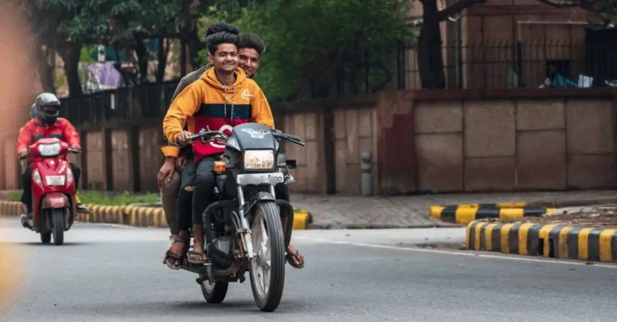 35+ two wheelers seized in four days in Visakhapatnam; 10x higher traffic fines in India