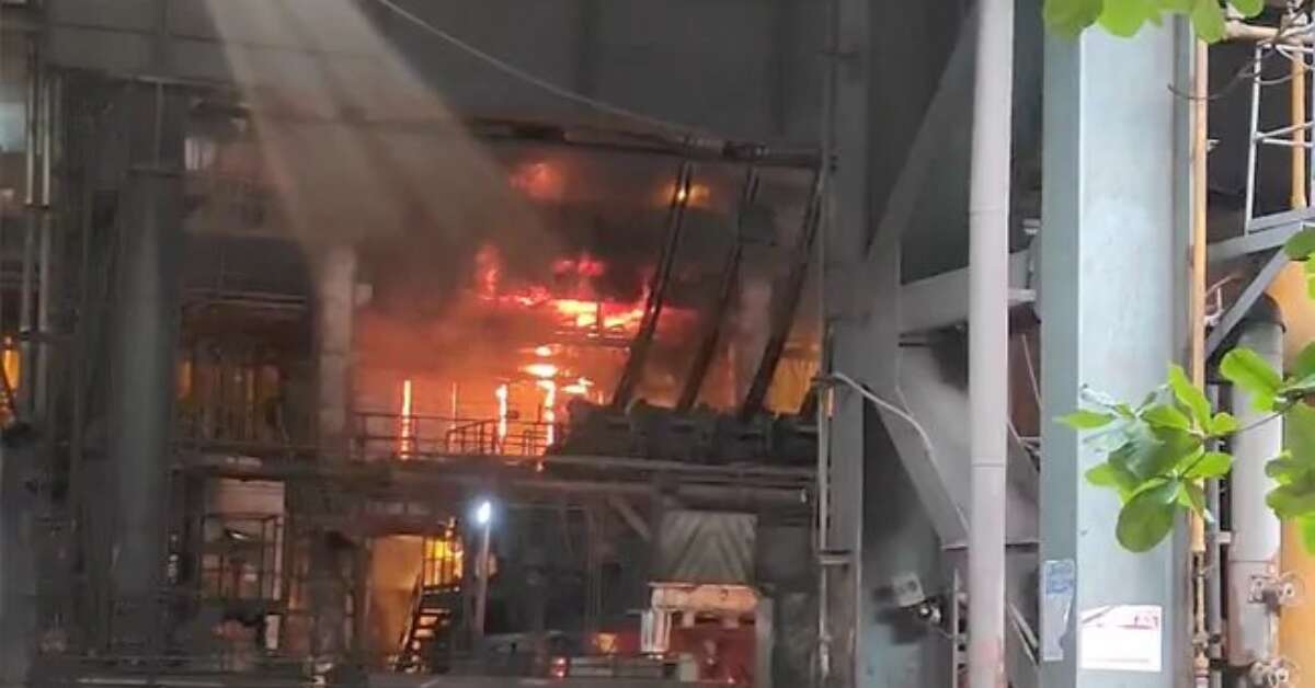 Fire breaks out at Visakhapatnam Steel Plant, Andhra Pradesh