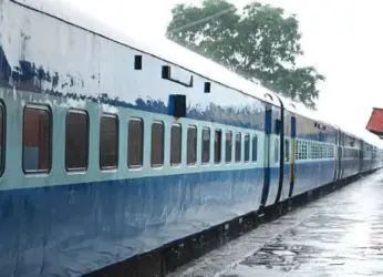Visakhapatnam: Gang robbery on Visakha Express
