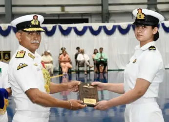 SLt Aastha Poonia, First Woman Fighter Pilot of Indian Navy Inducted in Visakhapatnam